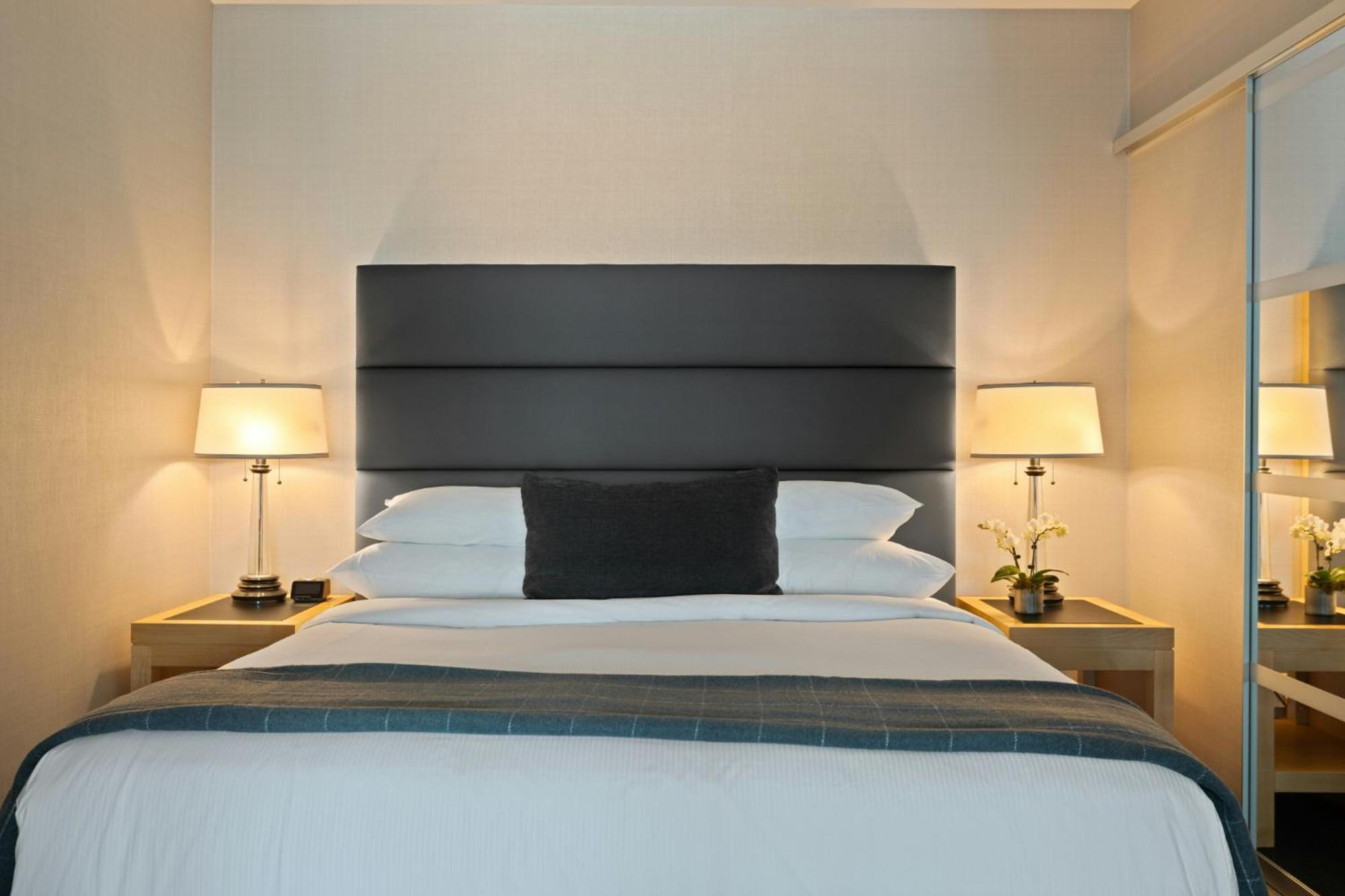Hotel O Cean Suites Near Igi Airport New Delhi Exteriör bild